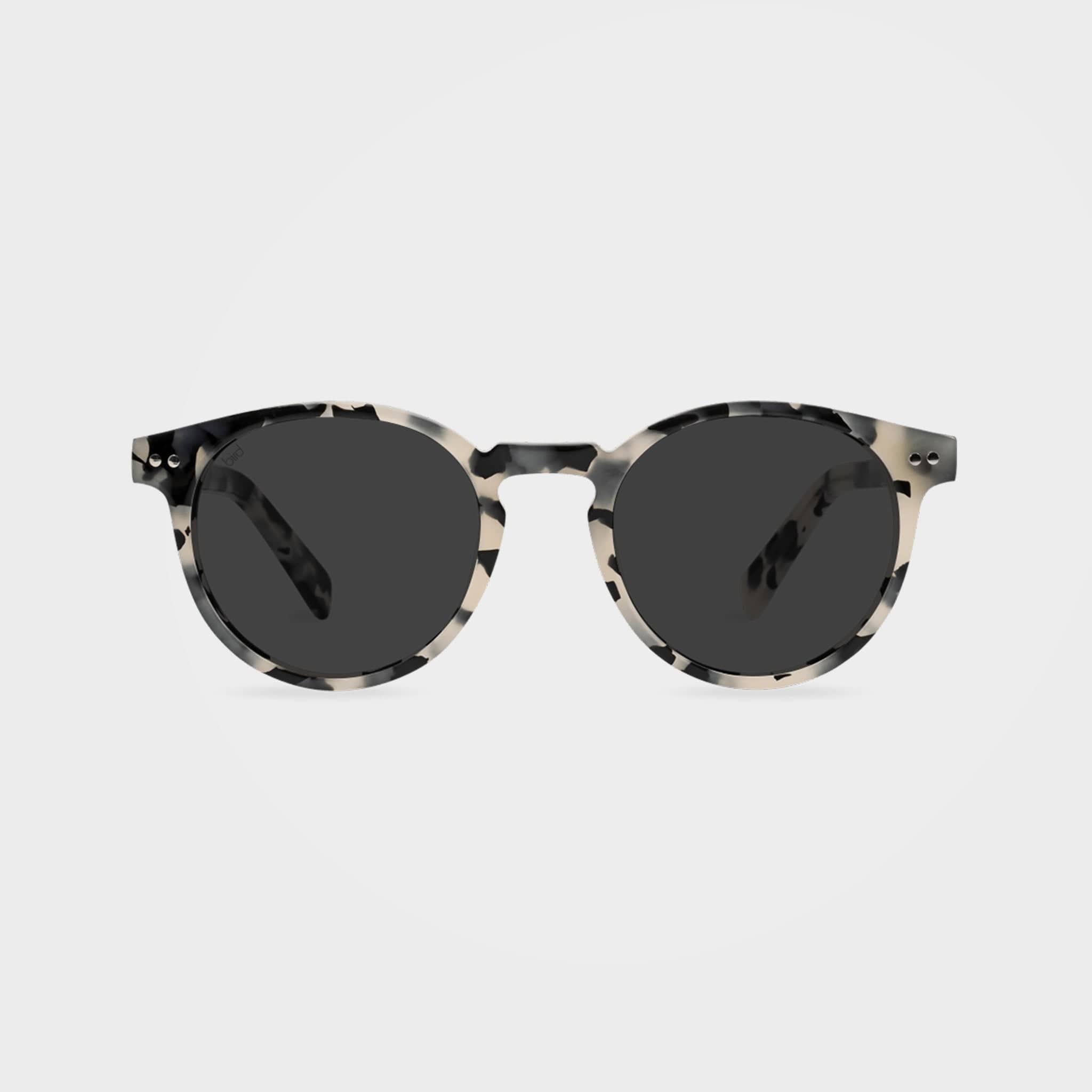 Best sunglasses for oval-shaped face