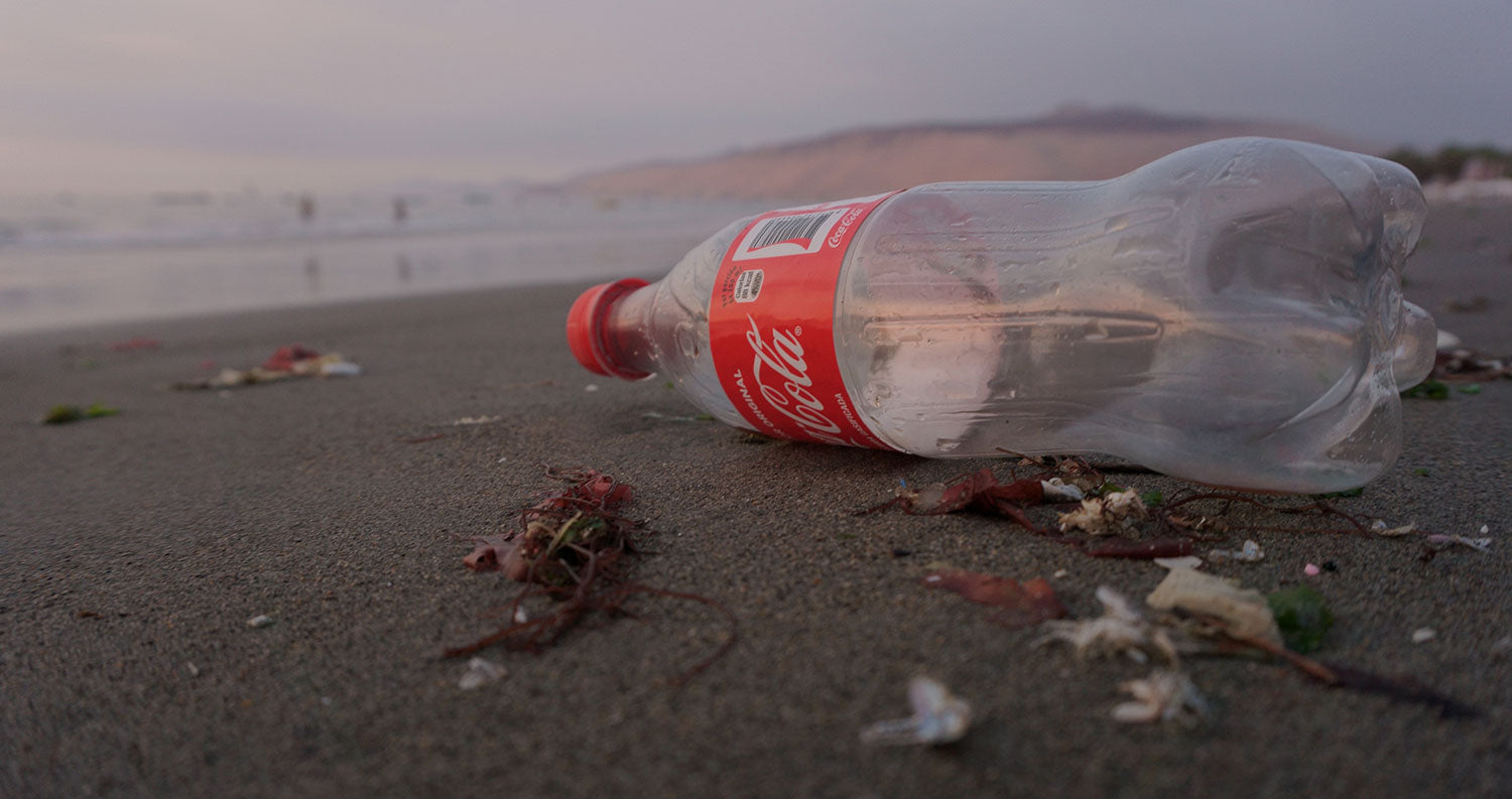 Coca-Cola behoort tot de top tien van bedrijven die bijdragen aan plasticvervuiling
