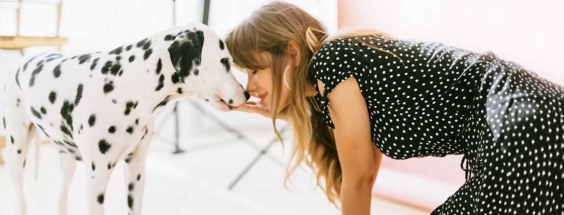 Selfies with dogs: More than with a partner - WOEF Blog - WOEF Boutique