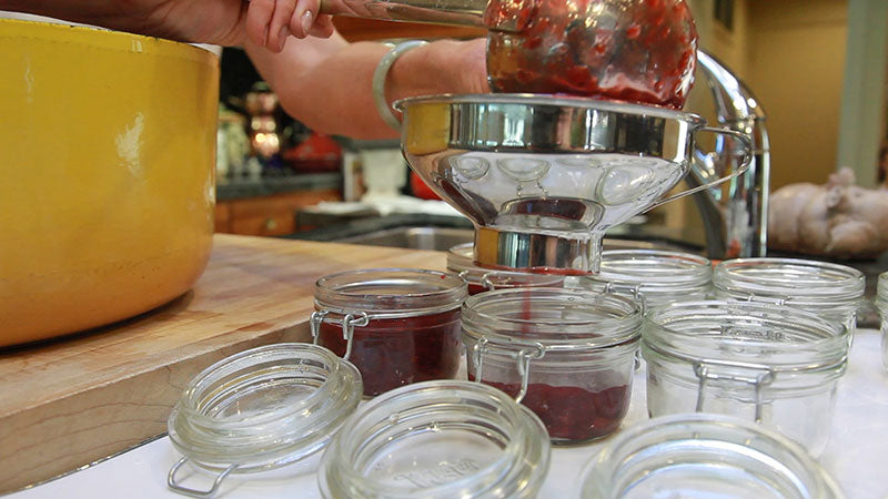Making plum jam