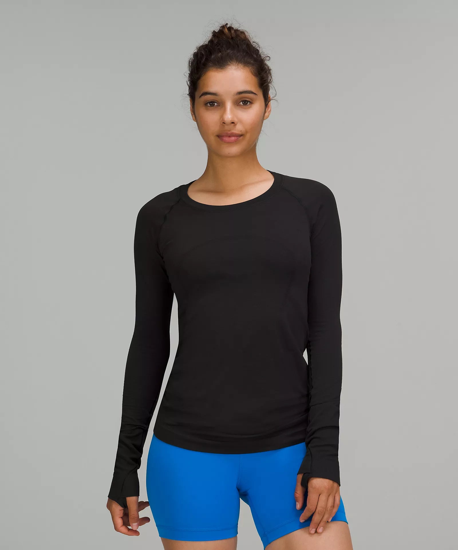 Swiftly Tech Long-Sleeve Shirt 2.0 *Waist Length- Black