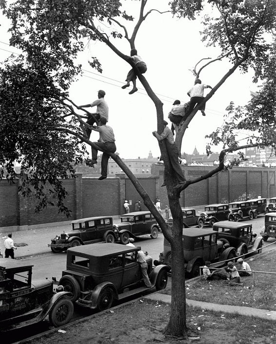 Sneaking a Peak at Wrigley Field 1930s Print – Shop City Merch