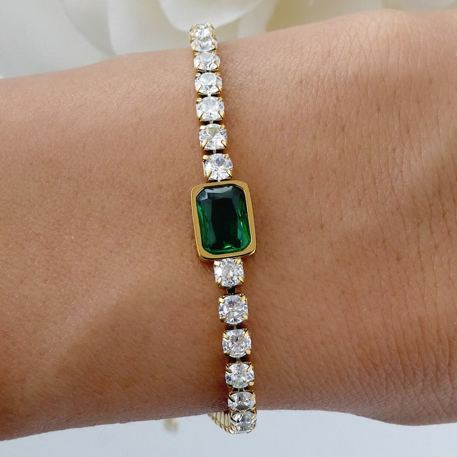 EMERALD COLLECTION – Love Stylize