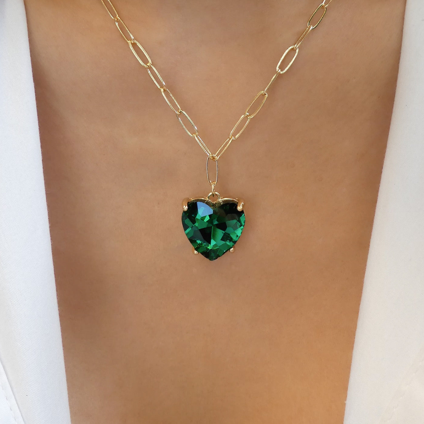 Clear green crystal heart necklace - Les Bijoux du Nibou