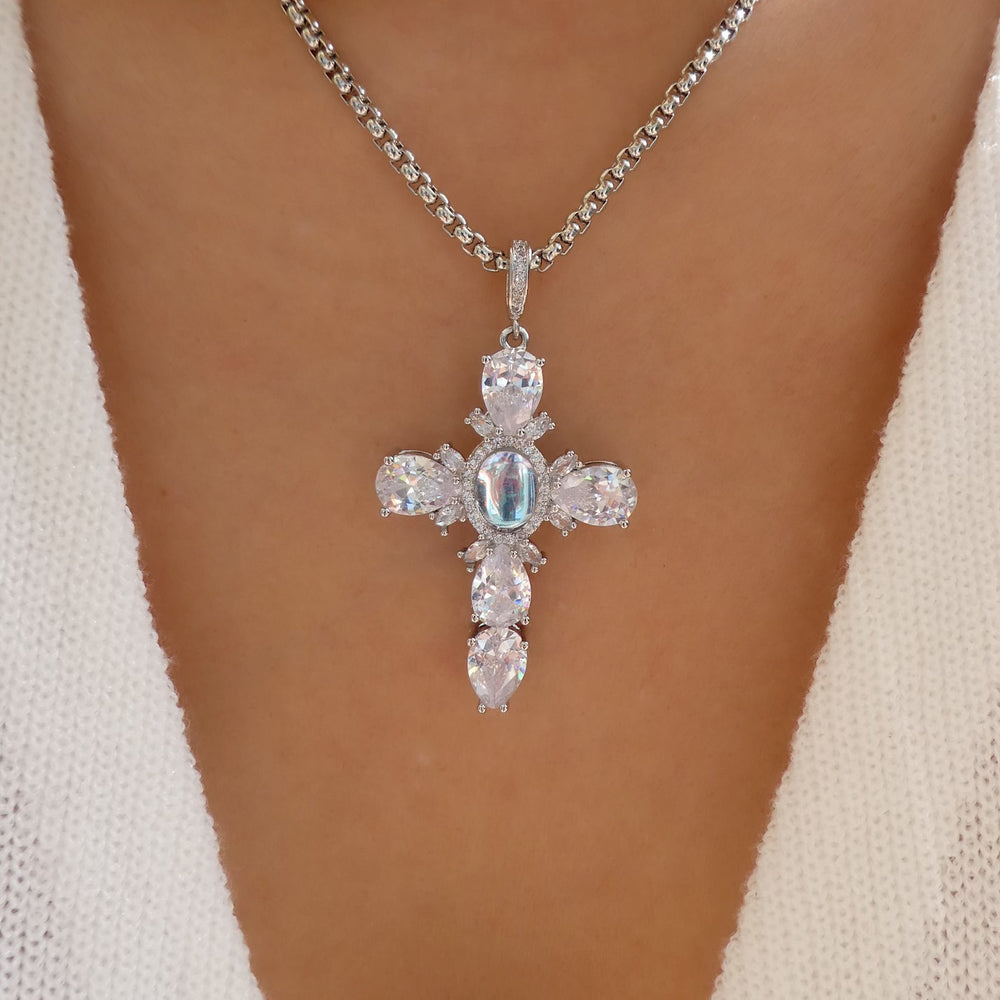 Crystal Ayden Cross Necklace (Silver)