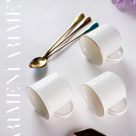 Minimalist Basic White Tea Cups Set