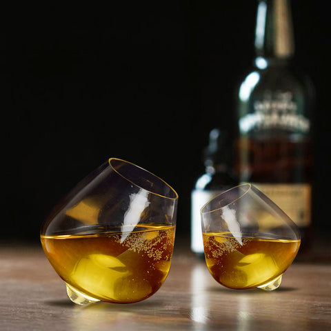 Tip-Toe Shell Whiskey Glass