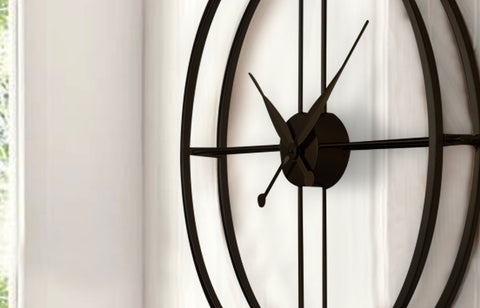 Scarlett Minimalist Wall Clock Black