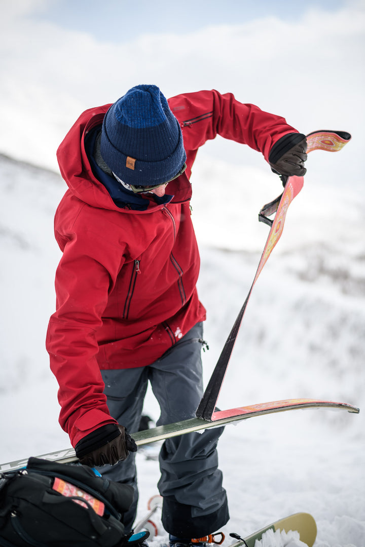 The Locals Sale - Shop Ski & Snowboard, Outdoor Clothing
