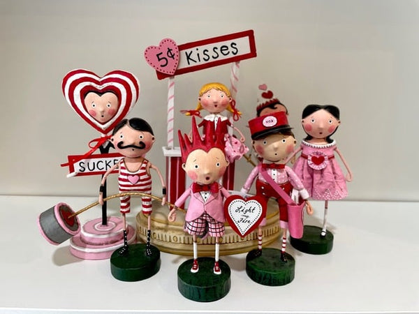 Some of the figures from Lori Mitchell's Valentine's Day collection