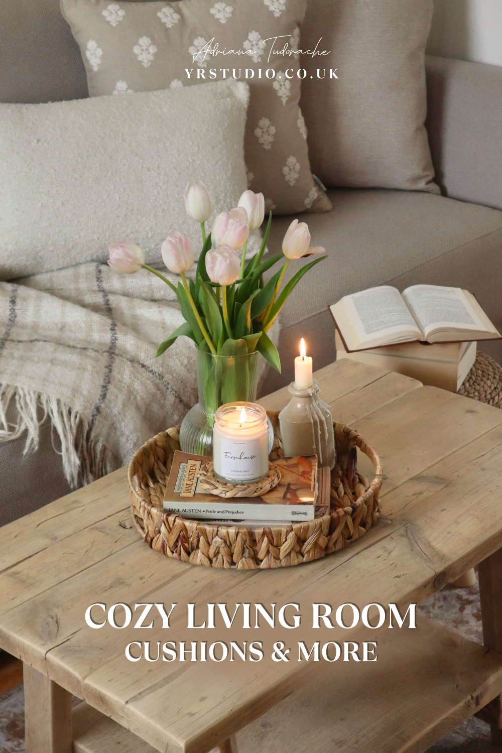 Farmhouse-style Cushions & Cosy Home Decor