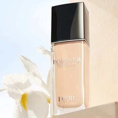 Dior Forever Skin Glow Clean Radiant Foundation