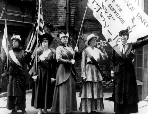 Suffragettes in black and white 