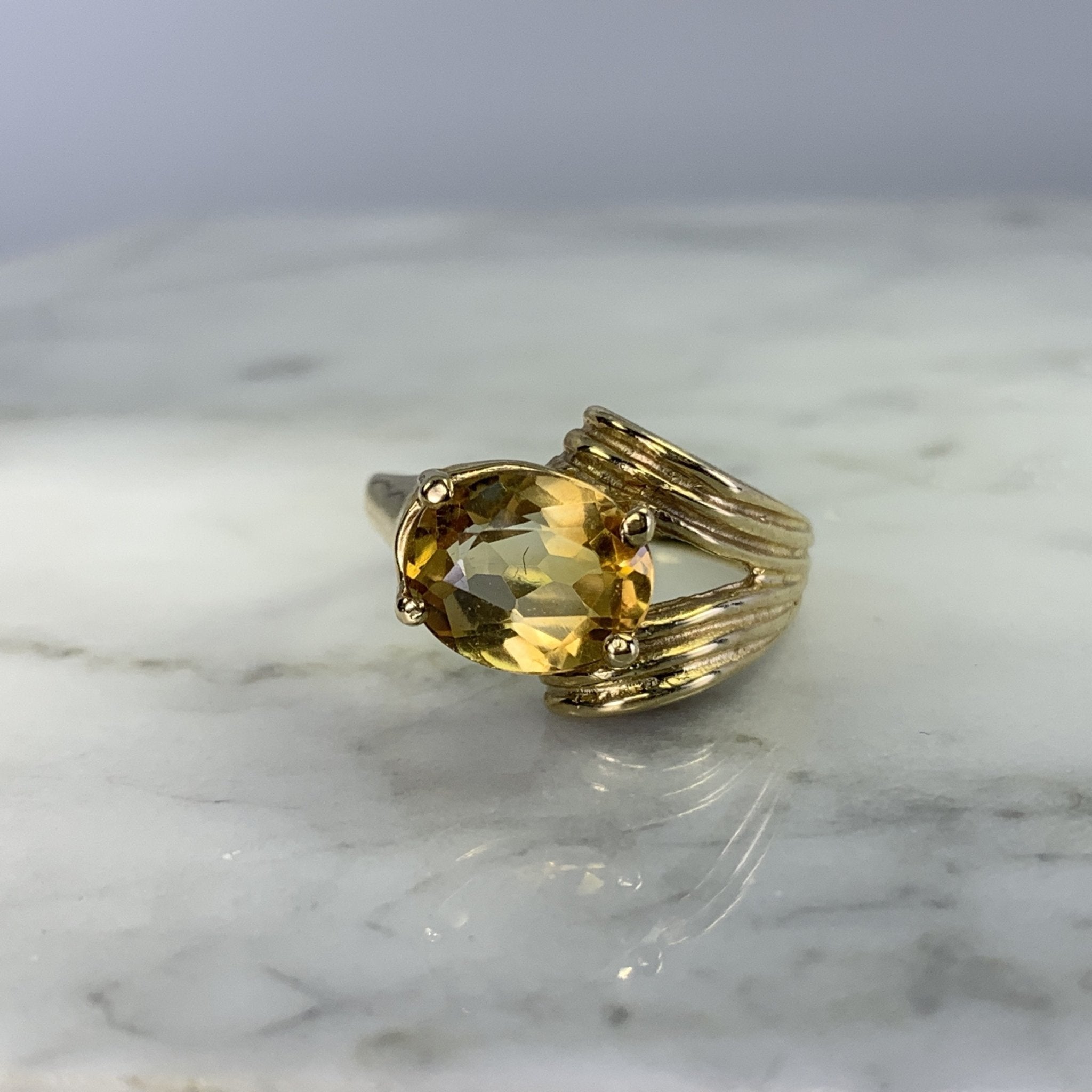 1970s Vintage Citrine Ring in 10K Yellow Gold Setting. November Births