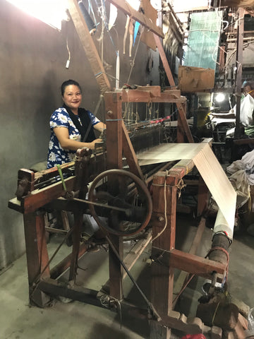 Bahini scarf weaving