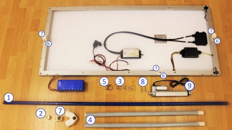 Foto de un miniactuador lineal y componentes para construir un seguidor solar portátil.