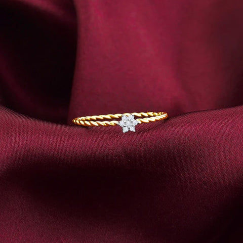 Classic Floret Diamond Ring