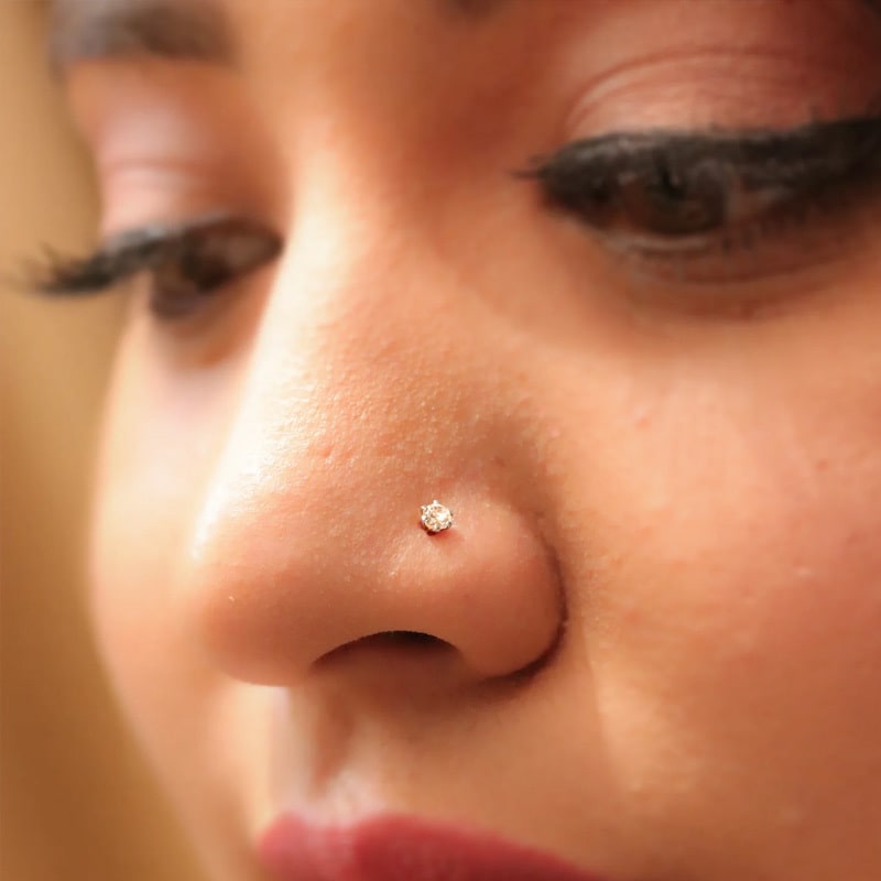 Diamond nose pin