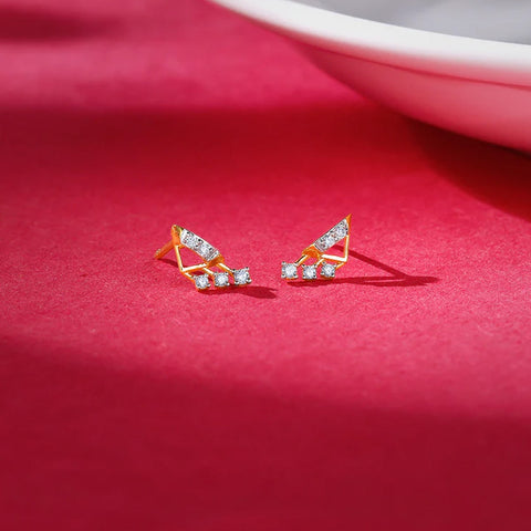 Gold Twinkling Triangle Diamond earring