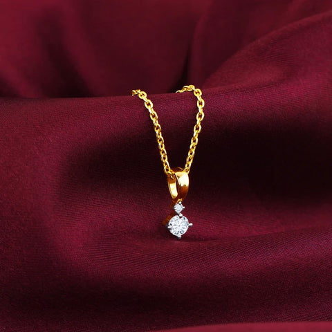 A solitaire lab grown diamond pendant
