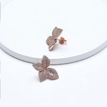 Load image into Gallery viewer, Rose Gold Flower Earrings