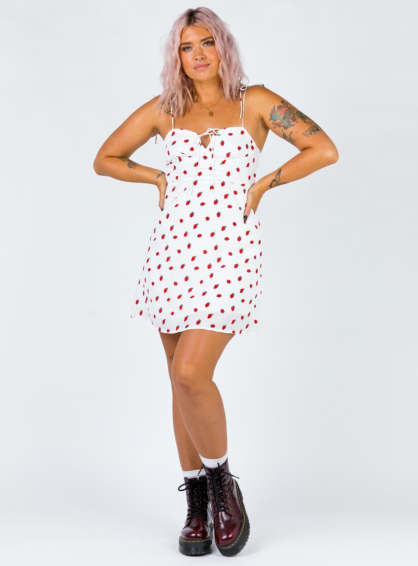 princess polly red polka dot dress