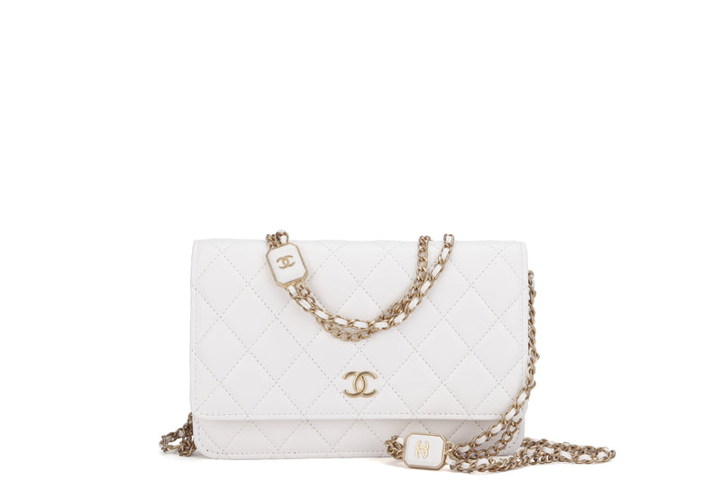 CHANEL WOC (L2U3xxxx) WHITE COLOR QUILTED LAMBSKIN, GOLD HARDWARE, WITH  DUST COVER & BOX