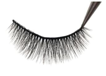 synthetic lashes by winkyoureyes