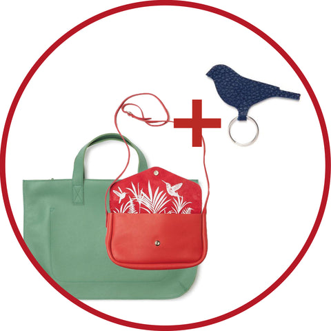 The Keecie bag comes with a matching key fob