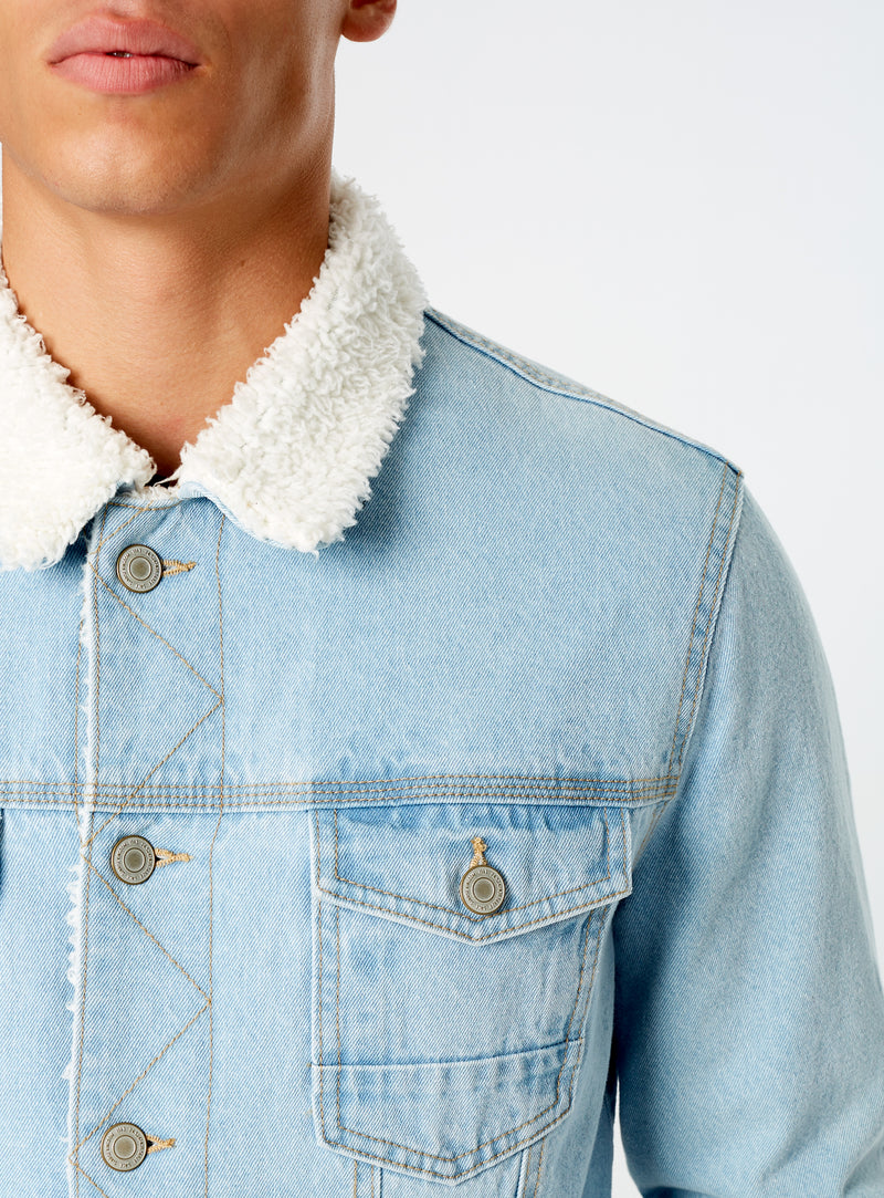 levis sherpa jacket light wash