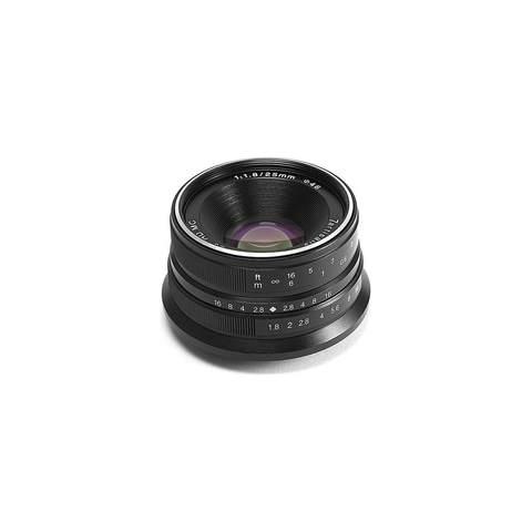 M28mm f/5.6 Full-frame lens for Leica M