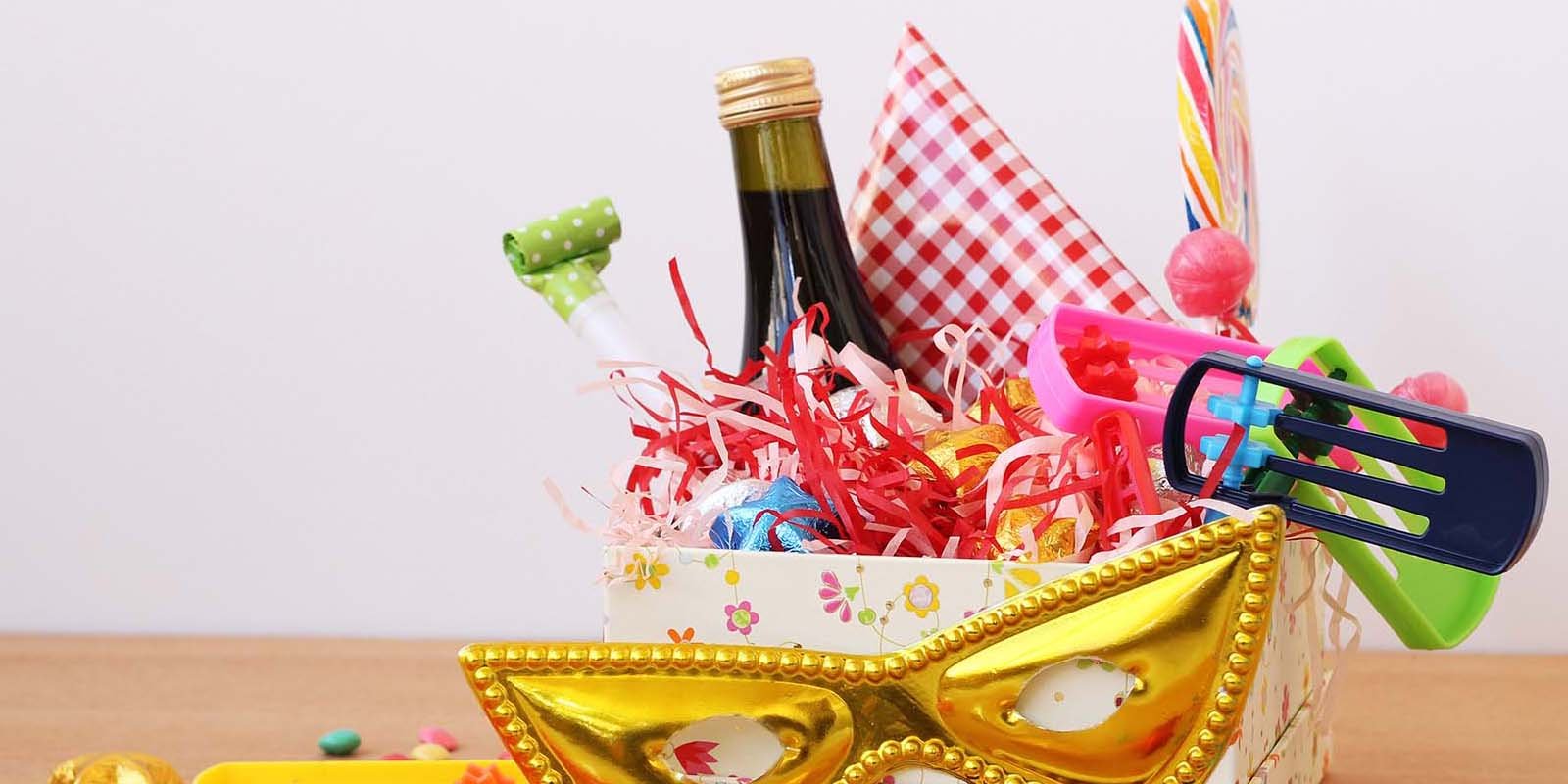 Purim Gift Baskets Kosher food and wine gifts, Canada