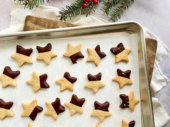 Des biscuits avec 3 ingrédients seulement, c'est possible? Découvrez la savoureuse recette de la chef Mélanie Marchand dans le blogue d'Isabelle Huot Docteure en nutrition. 