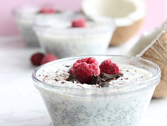 Pouding chocolaté avec graines de chia et noix de coco sur le blogue santé Isabelle Huot Docteure en nutrition