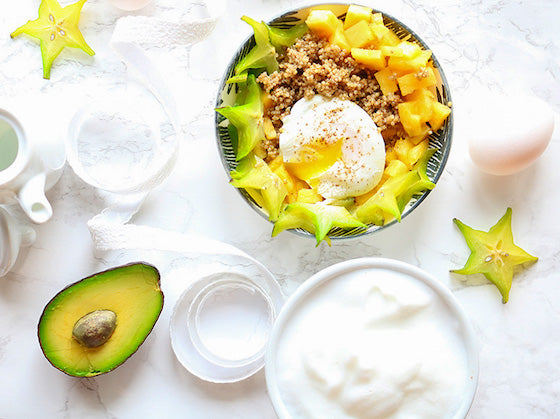 Bol déjeuner au quinoa et cottage, sur le blogue santé Isabelle Huot Docteure en nutrition