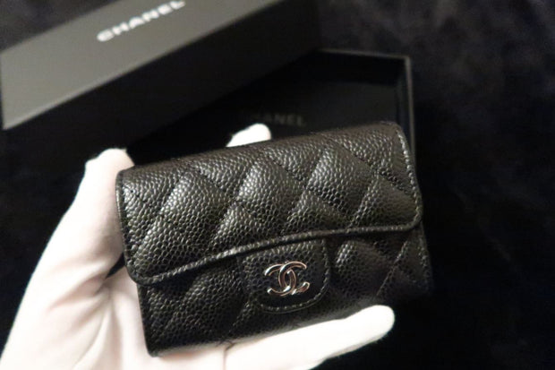NEW] Chanel Classic Card Holder  Grained Calfskin & Gold-Tone Metal –  Auction2u Malaysia