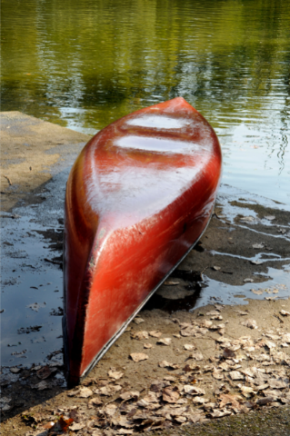 Canoe with oil canning