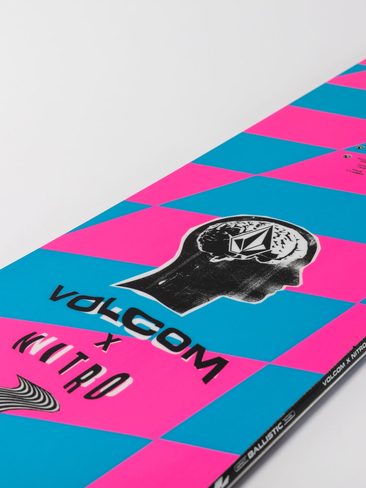 Volcom X Nitro Beauty Snowboard Pink Volcom Japan