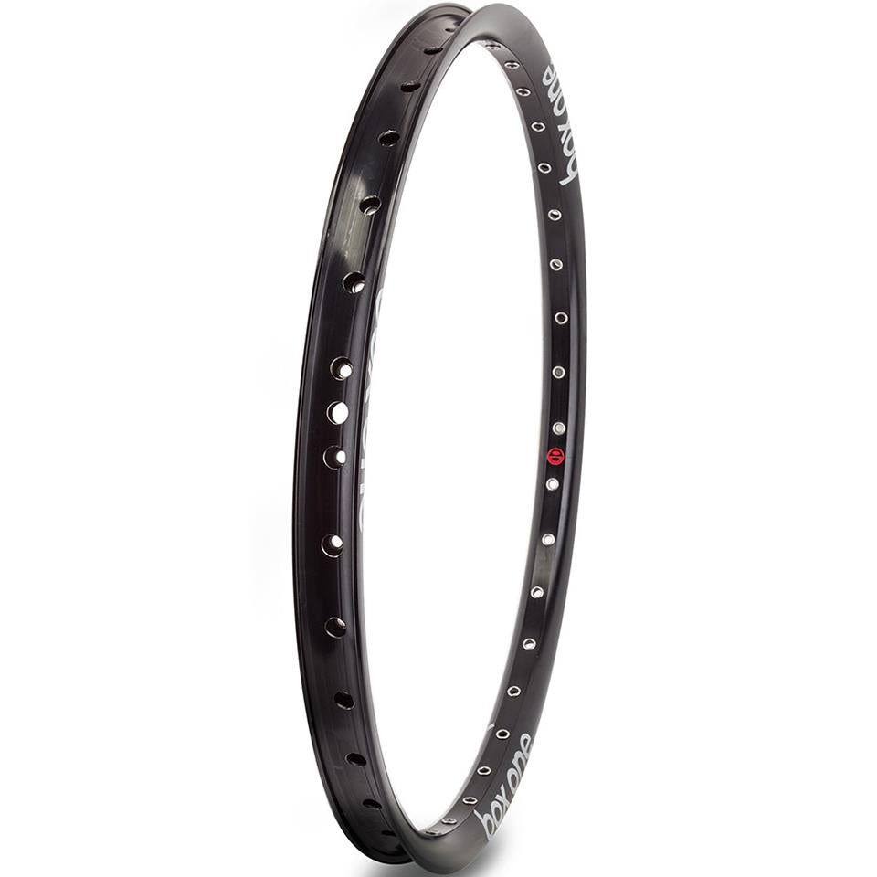 Box One Rear Race Rim Black / 28H