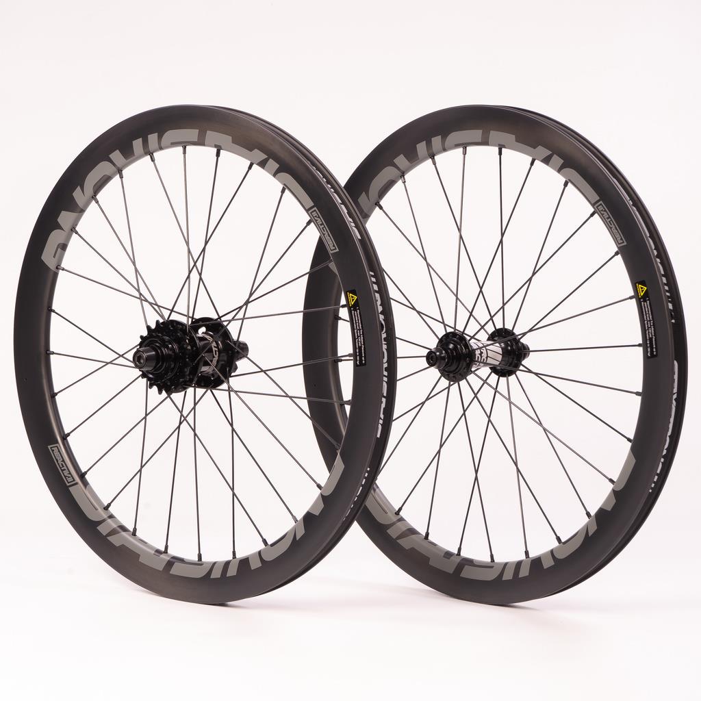 An image of Stay Strong Carbon Reactiv 2 20" Disc Race Wheelset - Carbon/ 1-1/8" Stock Rear ...