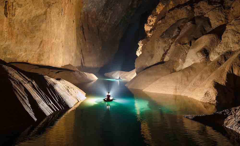 caving-in-hang-son-doong