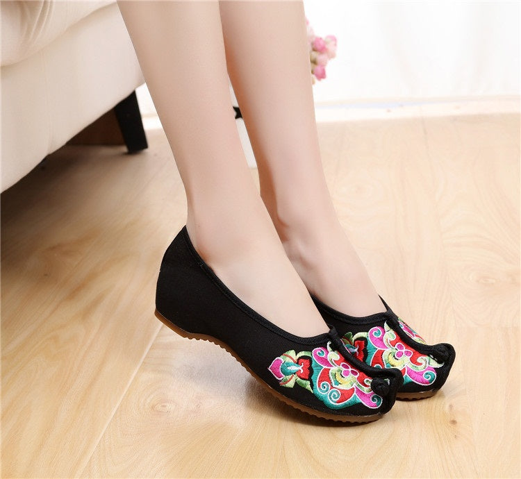 chinese black flat shoes