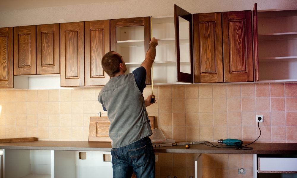 Top Tips for Building Your Own Kitchen Cabinets