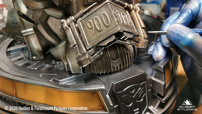 Detailing in the Ultimate Scale Bumblebee Bust