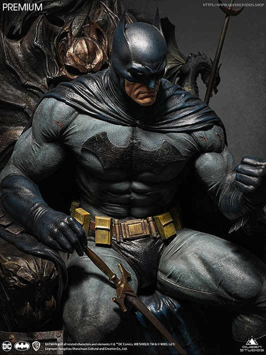 DC Comics Batman On Throne 1/4 Scale Statue - Queen Studios