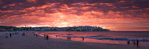 Panoramic of Bondi Beach sunrise
