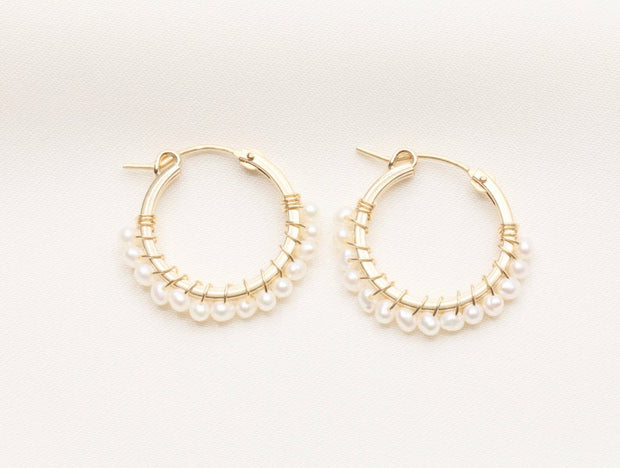 Dynamite V Pearl Asymmetric Earrings