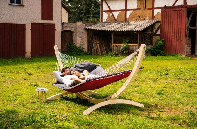 Hammock Couple