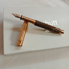 Load image into Gallery viewer, OTTO HUTT DESIGN 04 18K BLACK WAVE BERREL ROSEGOLD PLATED FOUNTAIN PEN
