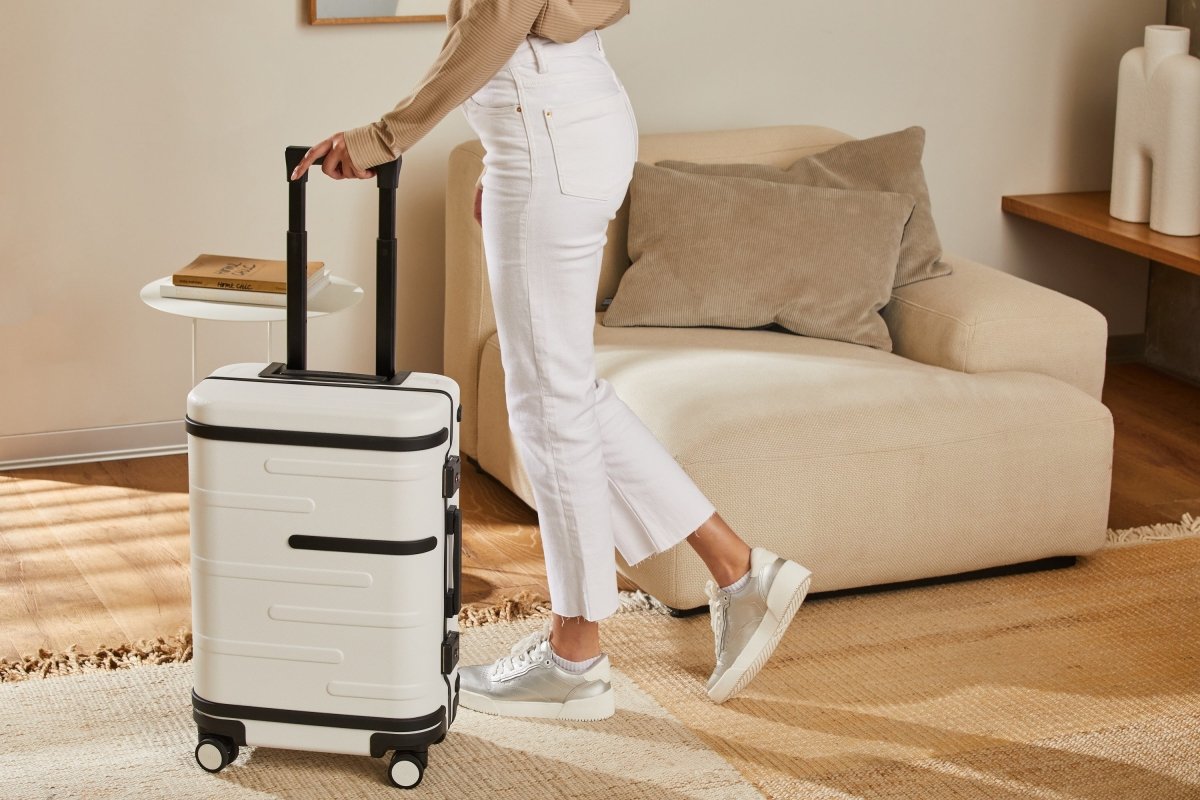 Grand Carry-on White – Samsara Luggage